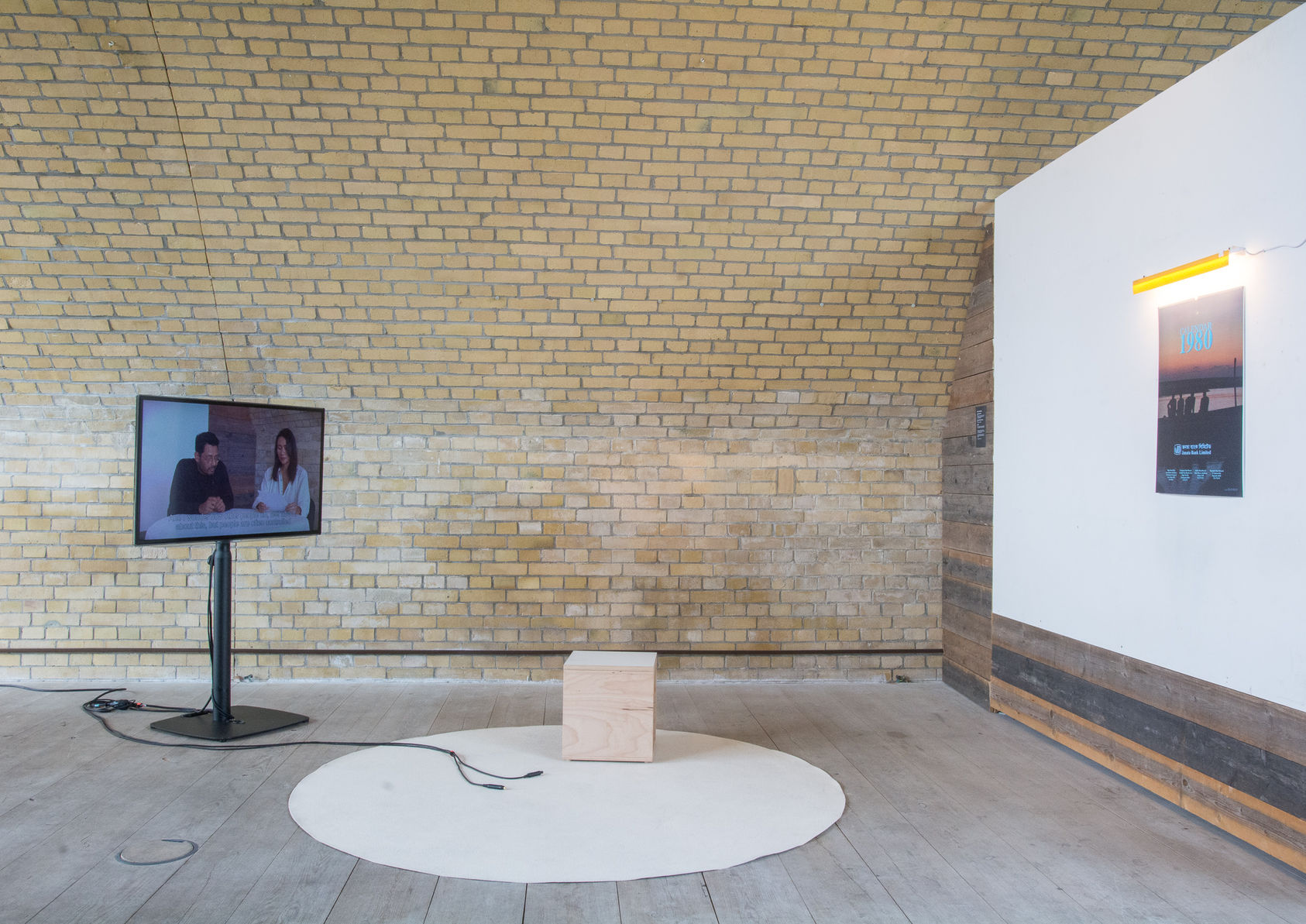 Installation view of Echo, Saturn (III) in Berlin
